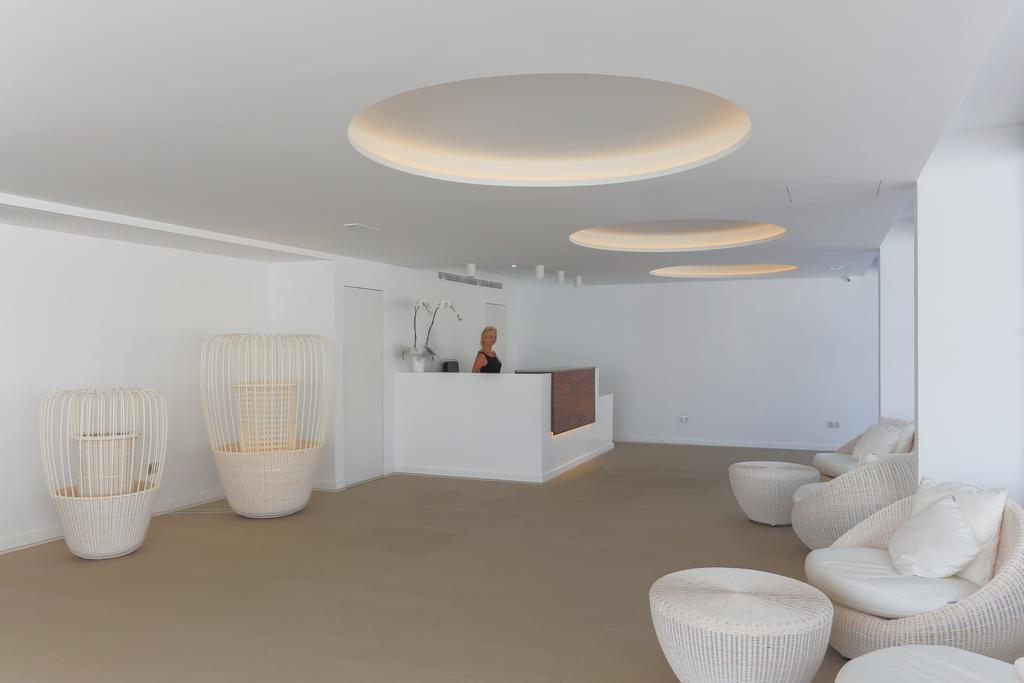 White - Adults Only Appart hôtel 4*